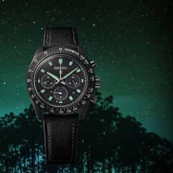 שעון יד מקולקציית Seiko Prospex The Black Series בעיצוב מיוחד.