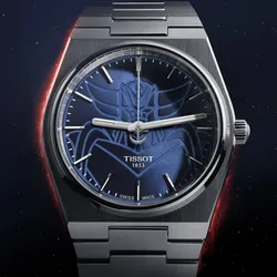 החוגה זוהרת Super-LumiNova® הדמות של Grendizer, מעורר נוסטלגיה עבור מעריצי הסדרה.